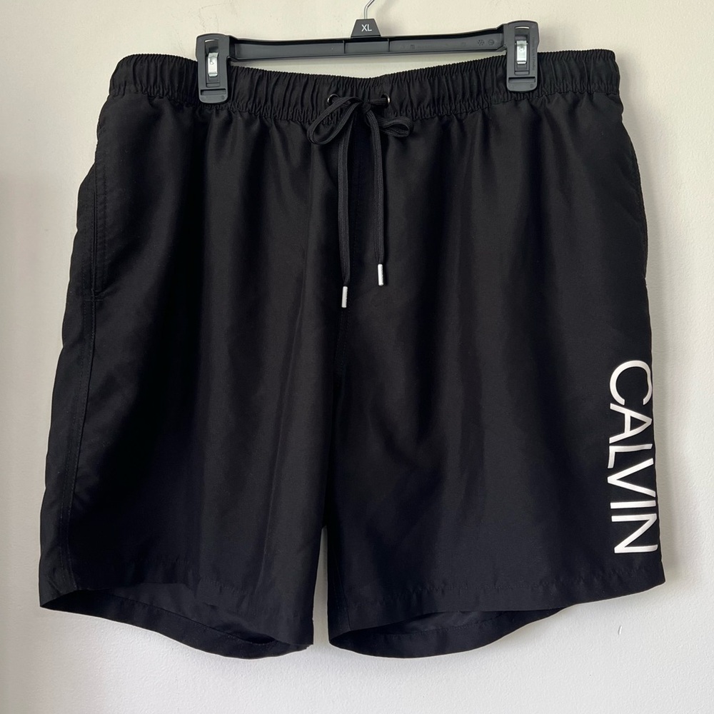 Calvin Klein Men’s Vertical Logo Swim Trunks Black XXL Beach Pool Volley Classic